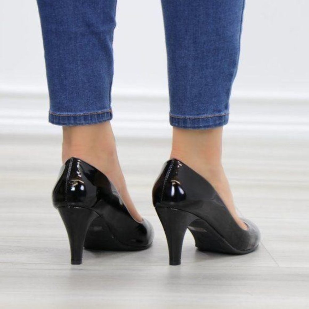 Black Patent Round Toe Kitten Low Heel Pumps - Picture 10 of 11